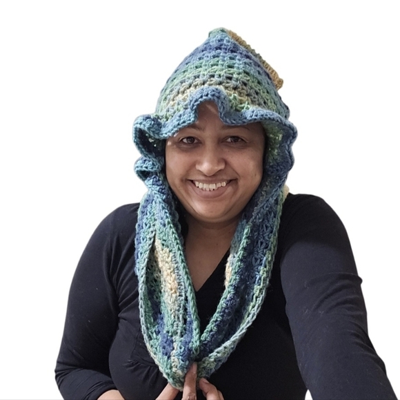 Hand Crafted Crochet Multicolored 10-way scarf winter hoodie handmade blue shawl - Picture 12 of 17